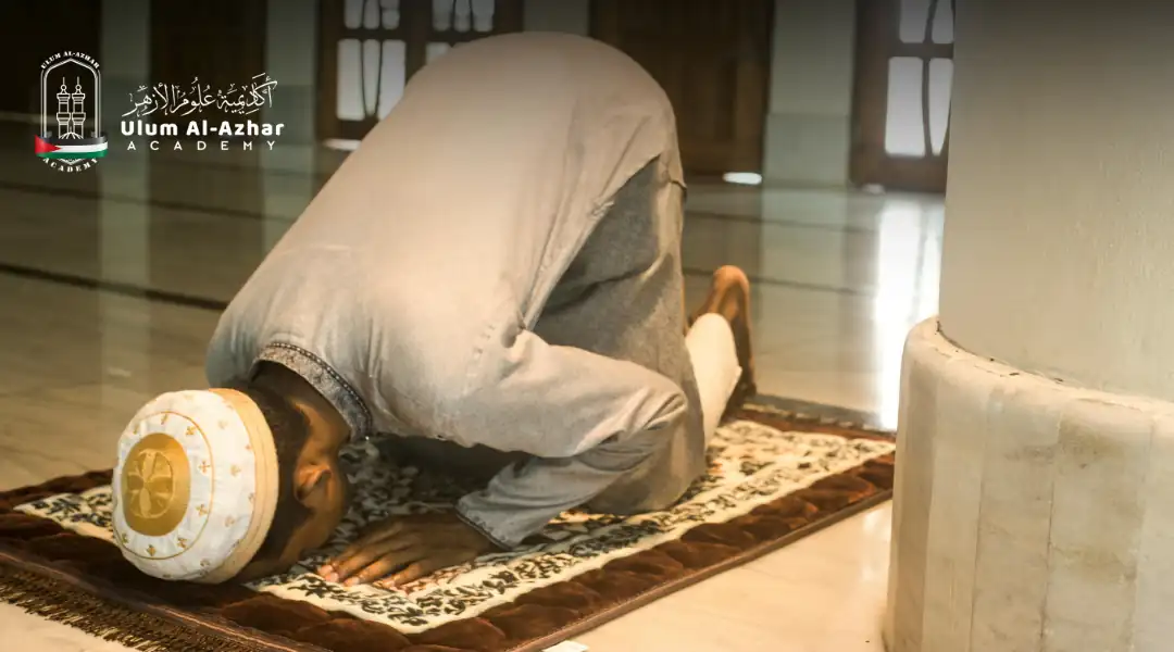  Lelaki solat qiyam Ramadan demi kebaikan berpuasa dalam islam