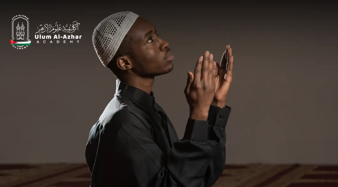 Night dua in mosque explaining what to do in laylatul qadr