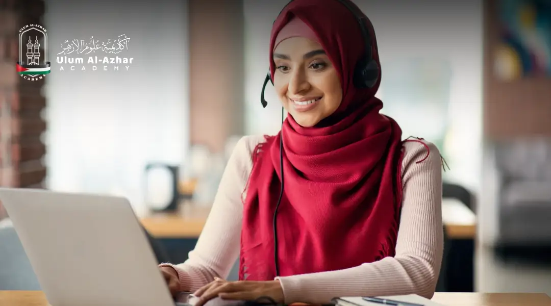 Teacher guiding learners through best ways to learn arabic online